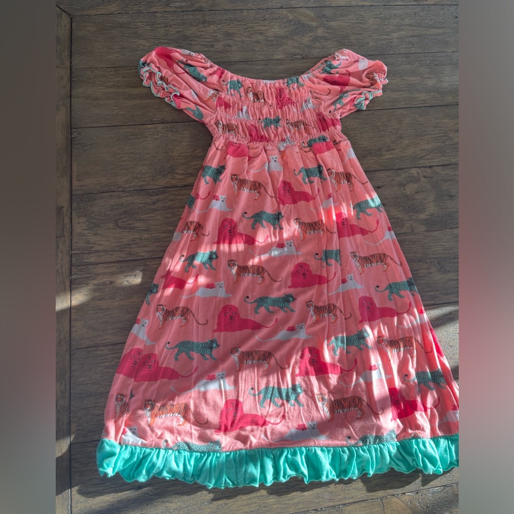 Girls Kickee pants dress size S 6-7
